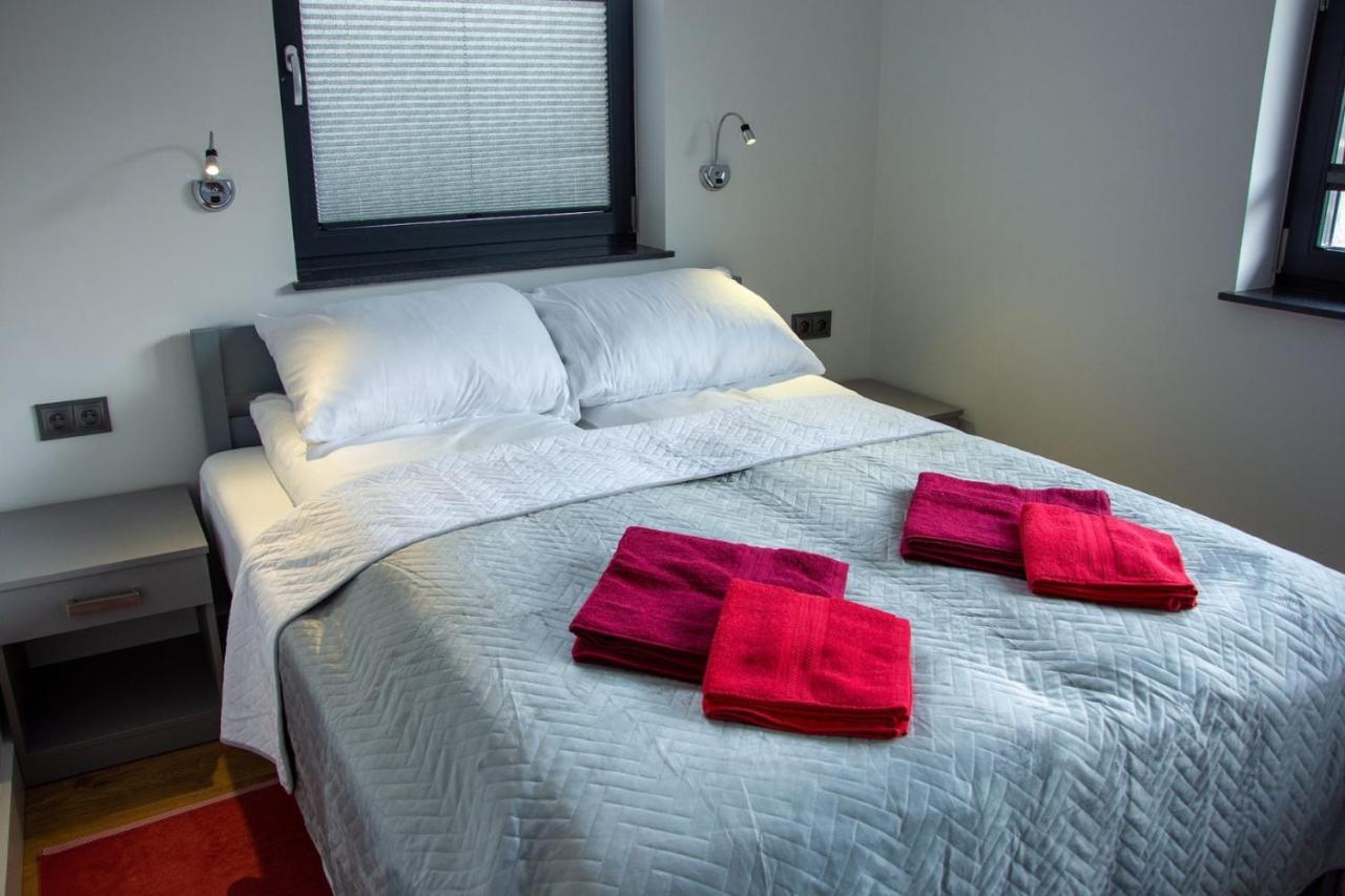 Domino-apartamenty Red Holiday home