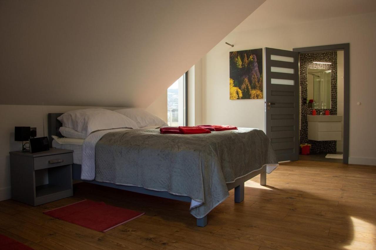 Domino-apartamenty Red Holiday home *